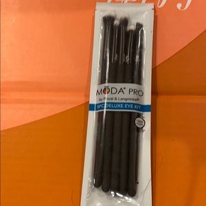 Moda pro 5 piece deluxe eye kit